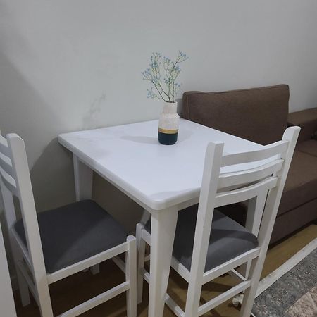 Home Inn Apartaments ติรานา ภายนอก รูปภาพ