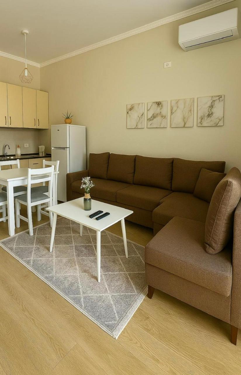 Home Inn Apartaments ติรานา ภายนอก รูปภาพ